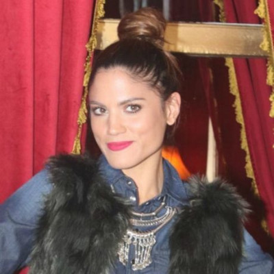 Μαίρη Συνατσάκη: Οι γυναίκες, οι ατάκες φωτιά και τι δεν ξέρουν οι άντρες γι' αυτές!