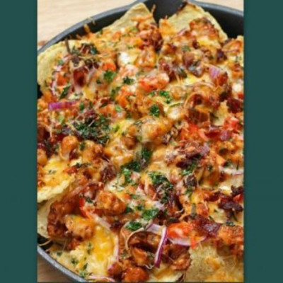 Νachos με κοτόπουλο και τυρί στο φούρνο (βίντεο)