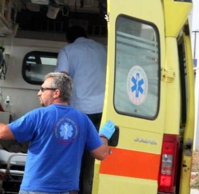 Απίστευτο ατύχημα στην Πάτρα: Πήγε στο νοσοκομείο με το μίξερ κολλημένο στο κεφάλι της!