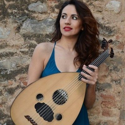 Ανατολικά της Δύσης: Η Βάσια Βουγιουκλή ζωντανά στον Σταυρό του Νότου Plus