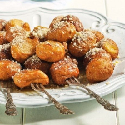 Λουκουμάδες με γιαούρτι