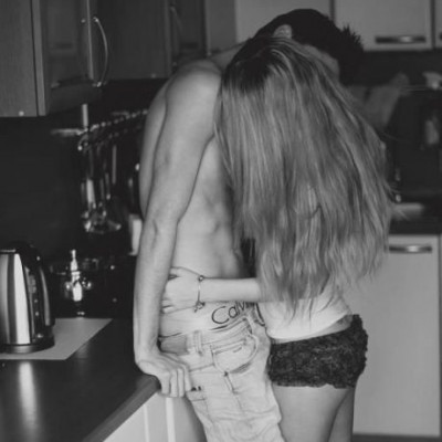 4 πράγματα που ένας άντρας «πεθαίνει» να σου πει αλλά... φοβάται