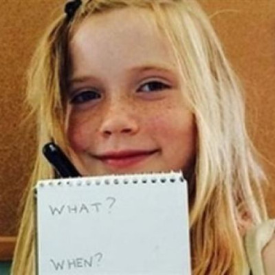 9χρονη...δημοσιογράφος αποκαλύπτει δολοφονία στη γειτονιά της! (βίντεο)