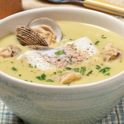 Σούπα με μπακαλιάρο και κυδώνια