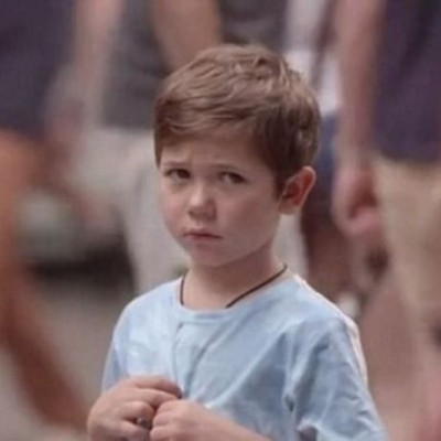 Θα σταματούσατε να βοηθήσετε ένα παιδί που έχει χαθεί; (βίντεο)