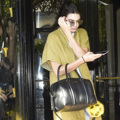 Ποιο είναι το #1 κομμάτι που δεν πρέπει να λείπει από την ανοιξιάτικη γκαρνταρόμπα σου;