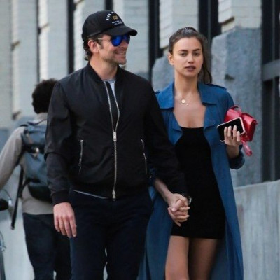 Ζουν τον έρωτά τους: Δείτε την Ιrina Shayk και τον Bradley Cooper σε ρομαντική βόλτα!