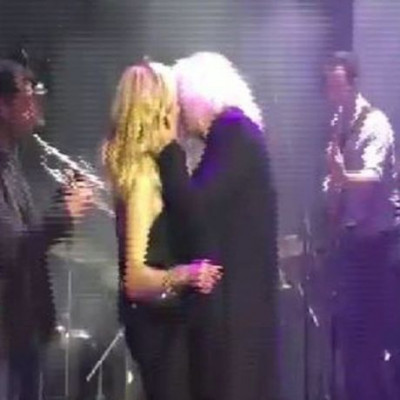 Καυτά φιλιά Βίσση-Καρβέλα και η ατάκα της Άννας, που θα συζητηθεί