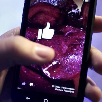 Προσοχή! Γιατί η αστυνομία καλεί τους πολίτες να μην κάνουν like στο Facebook