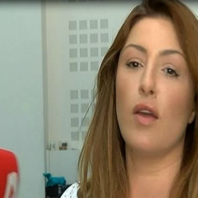 Ξέσπασε η Παπαρίζου:«Έχω φάει κράξιμο στο facebook.Έσβησα σχόλια που βρίζανε τη μαμά μου»