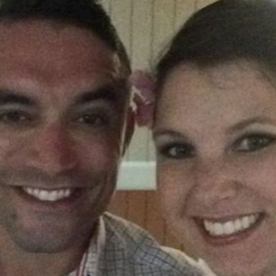 Μια γυναίκα έχασε ένα δάχτυλο του χεριού της.Αυτό που έκανε ο σύζυγός της θα σε συγκινήσει