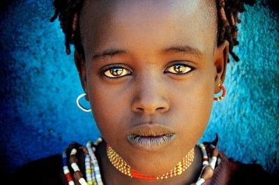 Portraits: έκθεση φωτογραφίας στην Blank Wall Gallery