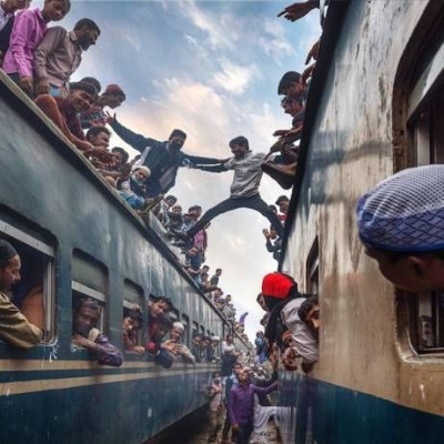 Ο κόσμος μας, αλλιώς. Ο σουρεαλισμός στο ταξίδι μέσα από το National Geographic