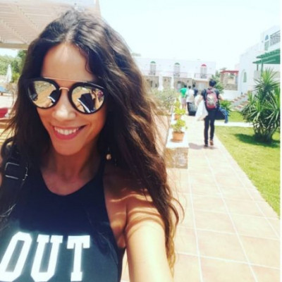 Η Κατερίνα Στικούδη ποζάρει μόνο με το μαγιό της και βάζει φωτιά στο Instagram