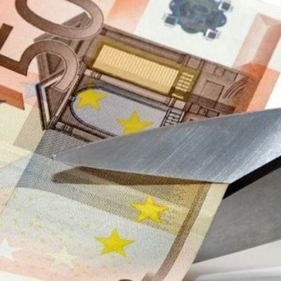 Προσοχή! Επιτήδειοι υπόσχονται σε δανειολήπτες διαγραφή χρεών - Πώς στήνουν την απάτη