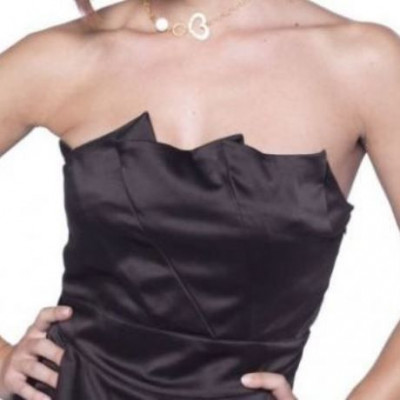 Δημοφιλής Ελληνίδα ηθοποιός ποζάρει με φουσκωμένη κοιλίτσα!