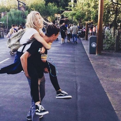 Ο απροσδόκητος παράγοντας που κάνει ένα ζευγάρι ακόμα πιο ευτυχισμένο