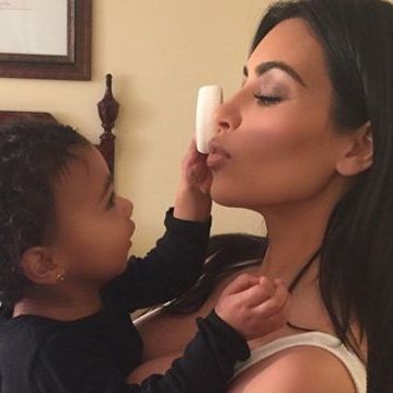 Kim Kardashian: Προτείνει στην πρωταθλήτρια των Ολυμπιακών ...συμβουλές από τη μικρή North!
