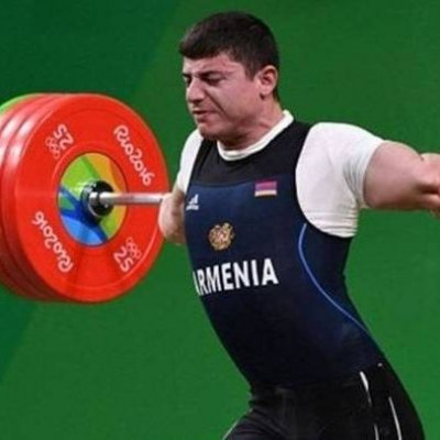 Ρίο 2016: Εικόνες - σοκ - Φρικτός τραυματισμός αρσιβαρίστα (photo+video)