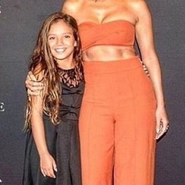 Με αυτή την αποκαλυπτική εμφάνιση,θέλησε να δώσει τέλος στις φήμες ότι είναι ξανά έγκυος