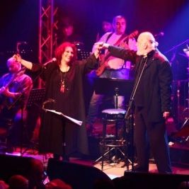 Ο Διονύσης Σαββόπουλος και η Ελένη Βιτάλη στο Θέατρο Τεχνόπολις