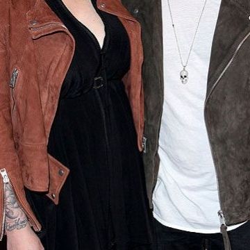 Γνωστός τραγουδιστής θα γίνει μπαμπάς για δεύτερη φορά- Αποκάλυψε το φύλο του μωρού