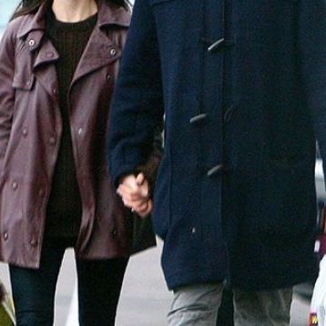 Γνωστός τραγουδιστής ξανά μπαμπάς 10 μήνες μετά τη γέννηση του γιου του