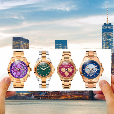 Βάλε μια glamorous πινελιά στα καθημερινά σου looks με ένα αξεσουάρ-κλειδί!