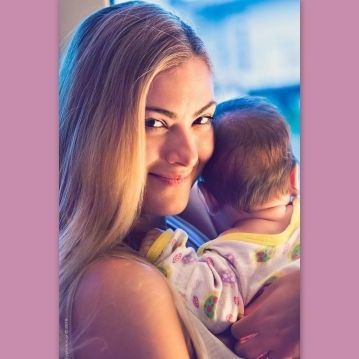 Despoina’s little stories: «Τρεις εγκυμοσύνες, δύο παιδιά…»