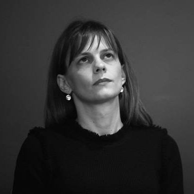 Επιδόματα τέλος - Πλέον η κυβέρνηση θα μοιράζει παροχές σε... είδος!