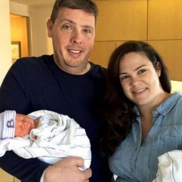 Ιστορία διδύμων: Το ένα γεννήθηκε πρώτο, αλλά το άλλο είναι μεγαλύτερο!