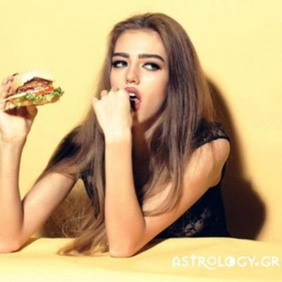 Το μυστικό κάθε ζωδίου για να χάσει τα περιττά κιλά, πριν από τα Χριστούγεννα