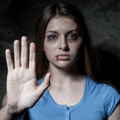 Όταν η βία «κρύβεται», μην φοβάσαι να την δείξεις