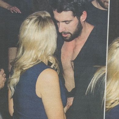 Καρέ καρέ ο τσακωμός Σπυροπούλου-Κοτσοβού. Το σκισμένο μπλουζάκι και η πέτρα του σκανδάλου