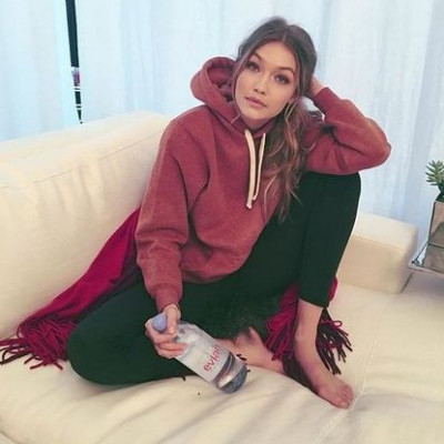 Βρηκάμε το casual outfit που λατρεύουν οι stars