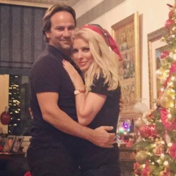 Σε χριστουγεννιάτικη διάθεση ο Άγγελος Λάτσιος, η φώτο που τρέλανε το Instagram