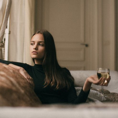 Ήξερες πως αν πίνεις κρασί χάνεις βάρος;