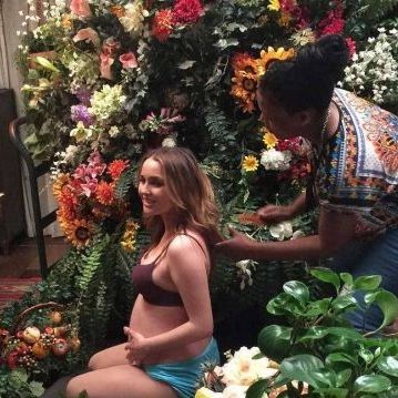 Η έγκυος σταρ του Grey's Anatomy, αποκαλύπτει πότε κλωτσάει το μωρό!