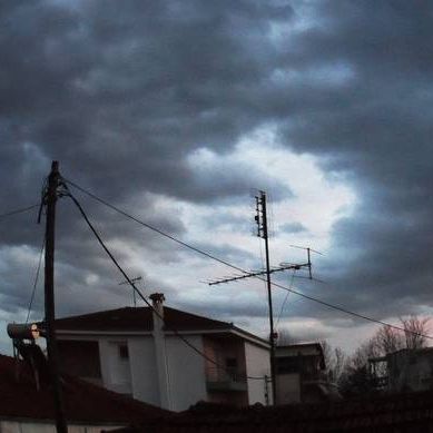 Έκτακτο δελτίο επιδείνωσης καιρού - Πού θα «χτυπήσουν» τα έντονα φαινόμενα