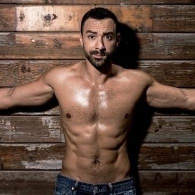 Σάκης Τανιμανίδης: «Οι δικοί μου ήρωες είναι οι γονείς μου»