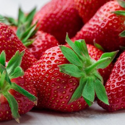 Ποια φρούτα και λαχανικά κουβαλούν τα περισσότερα παρασιτοκτόνα