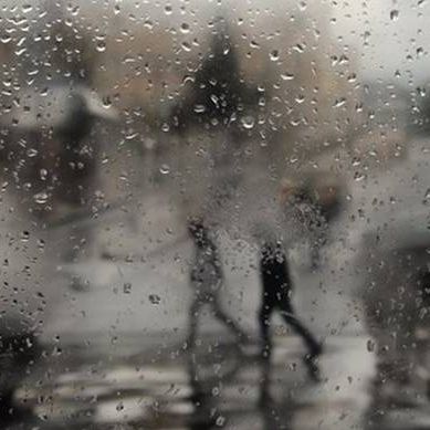 Καιρός: «Πνιγήκαμε» στη βροχή! Πότε θα υποχωρήσει η κακοκαιρία