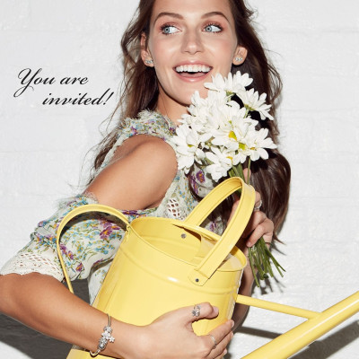 Γίνε η πρωταγωνίστρια της ανοιξιάτικης καμπάνιας της PANDORA!