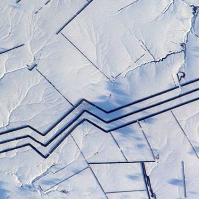 Τι είναι αυτές παράλληλες γραμμές στην Στέπα της Ρωσίας; (pic)