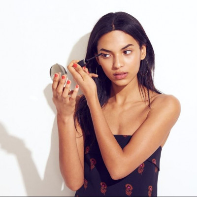 Αυτό το τρικ με τη μάσκαρα σίγουρα δεν το έχεις ξανακούσει!