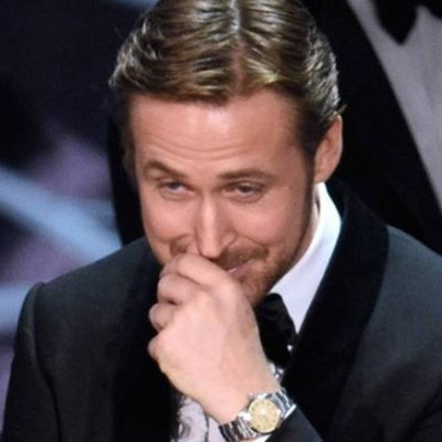 O Ράιαν Γκόσλινγκ αποκαλύπτει γιατί μειδίαζε στο φιάσκο των Όσκαρ