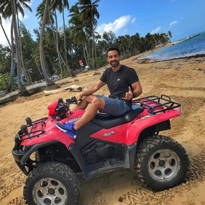 Η φωτογραφία του Σάκη Τανιμανίδη που έχει προκαλέσει σάλο στο Instagram