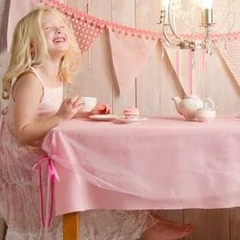 Μεγαλώνοντας παιδιά με υψηλή αυτοπεποίθηση: 12 τρόποι για να το καταφέρετε