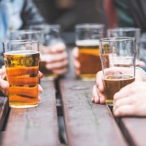 Αυτή η μπίρα έχει τις λιγότερες θερμίδες, το λιγότερο αλκοόλ και όλη τη γεύση