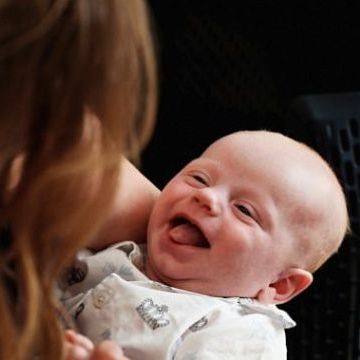 Με τον νεογέννητο γιο της σε ...οικογενειακή φωτογράφιση